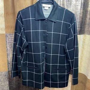 Women’s Plaid black and white jacket